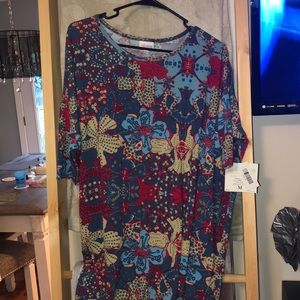 Lularoe bnwt Irma size medium